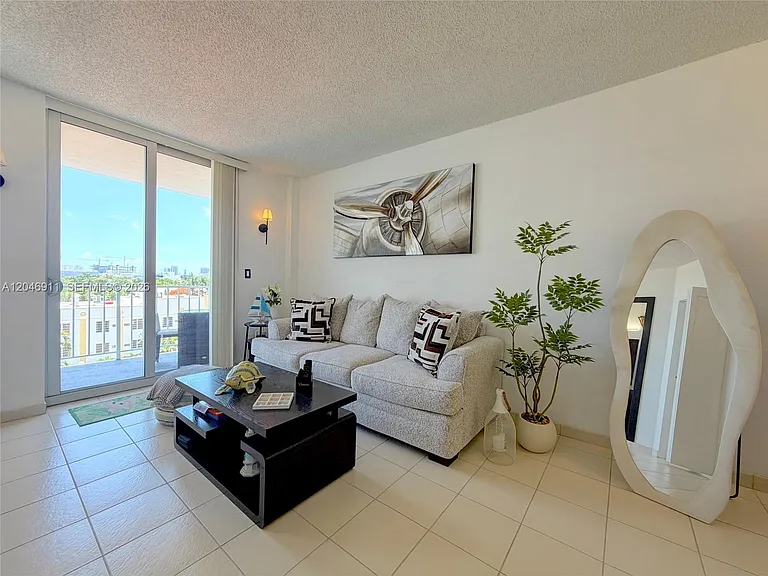 2829 Indian Creek Dr #605 — Photo 5
