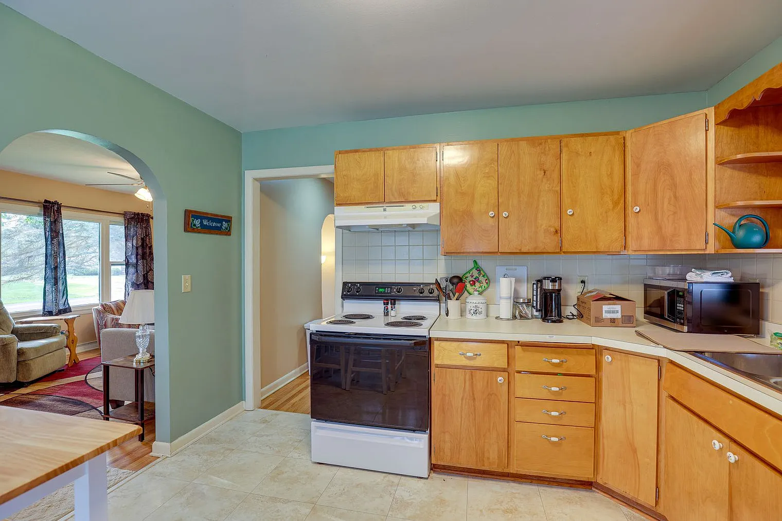 2 bed, 1.0 bath, 893 sqft, $2,645 — Photo 4