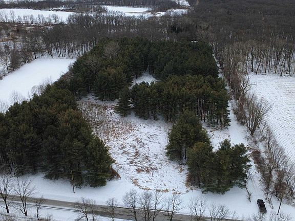 5th image of 900 SE County Rd