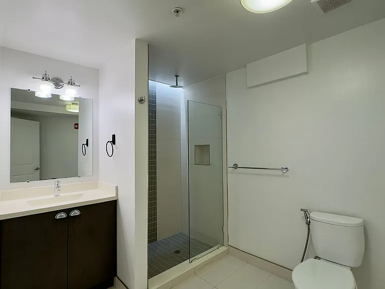 THE PORTLAND APARTMENTS — Photo 6