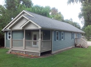 660 S 5th St, Clinton, IN 47842