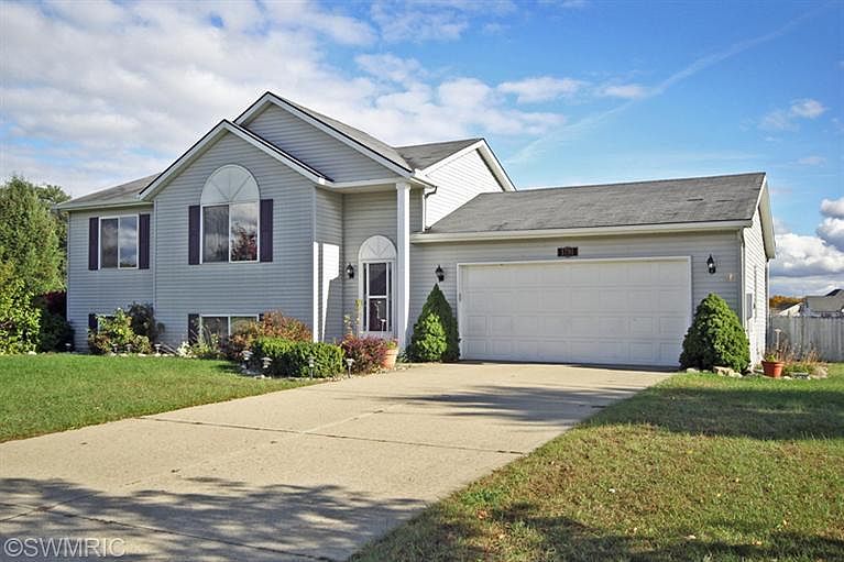 1st image of 1791 River Bend Dr