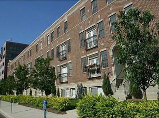 215 N New Jersey St #215B, Indianapolis, IN 46202