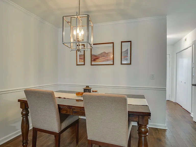 114 Brattlesboro Dr — Photo 12