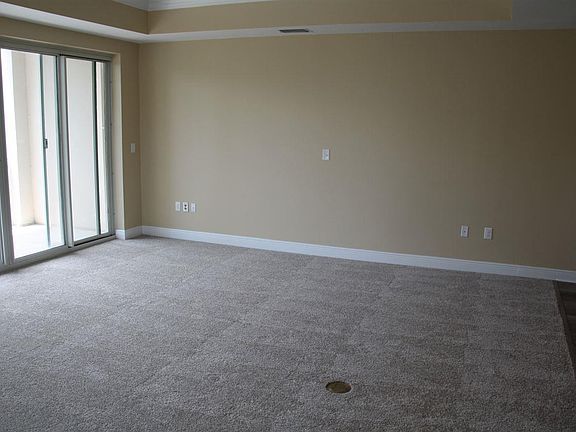4th image of 1700 Scenic Hwy APT 201