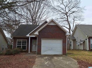 9439 Brook Forest Cir, Helena, AL 35080