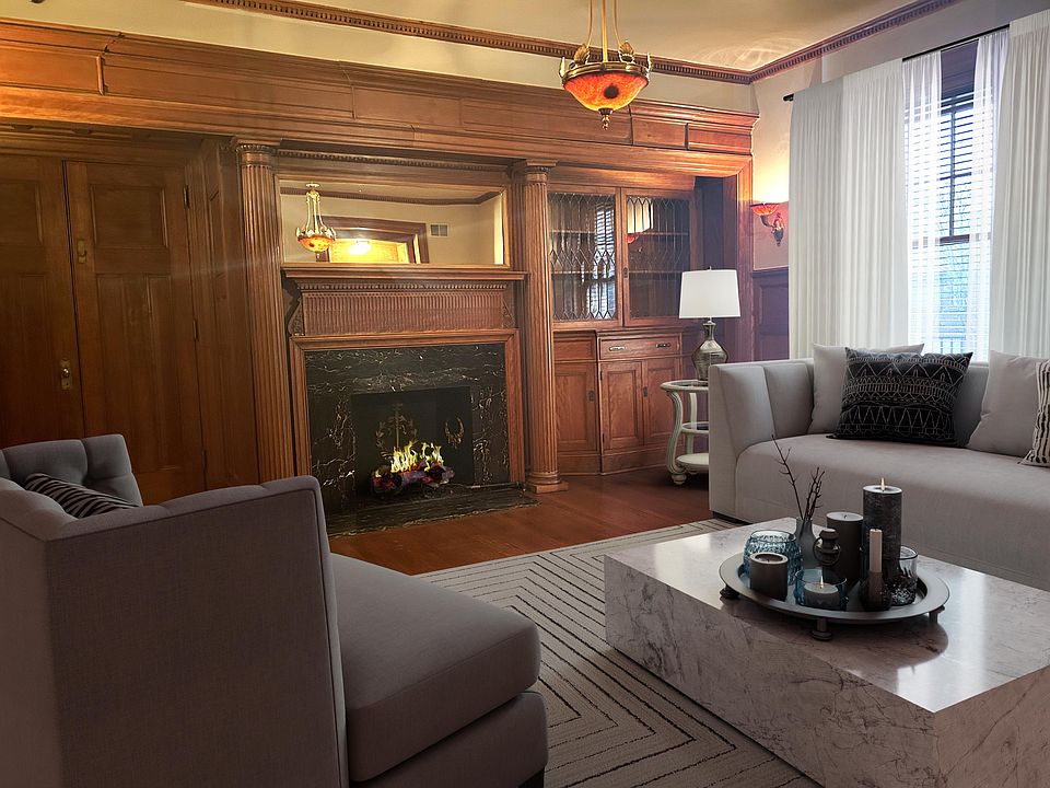 Living room gas fireplace