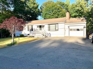 4 Palmieri Dr, Hudson, MA 01749