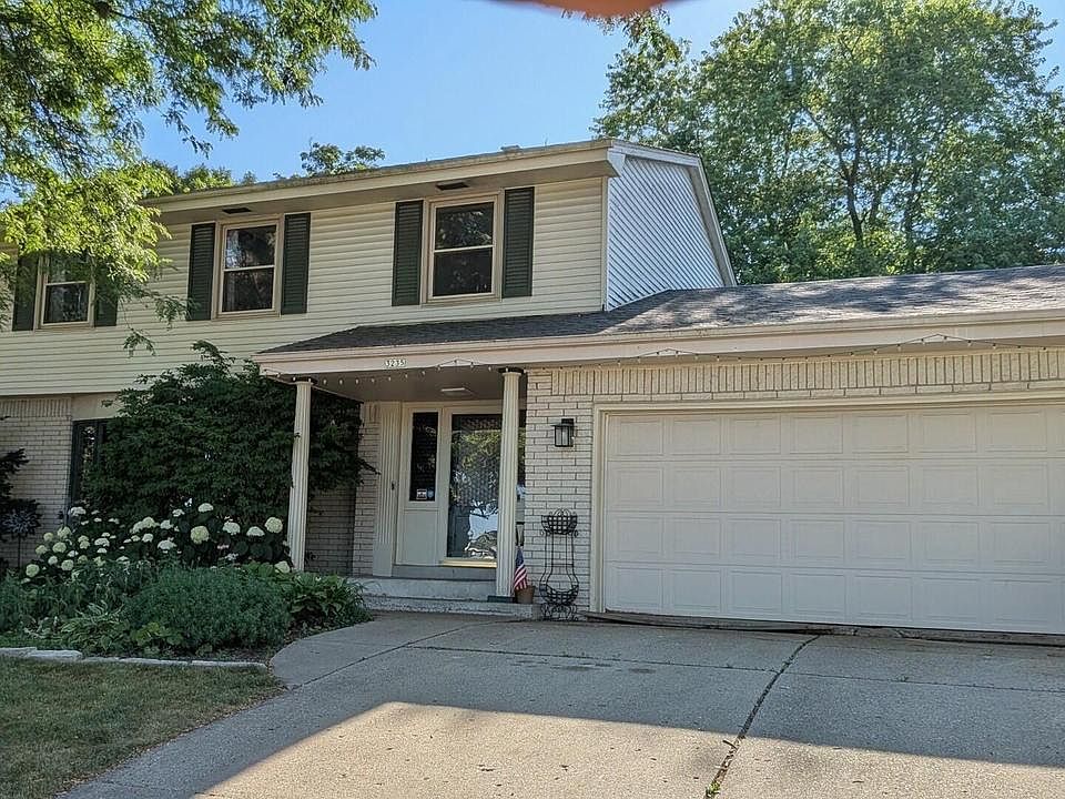 1st image of 3235 S 123rd STREET