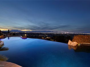 472 Saint Moritz Dr, Henderson, NV 89012