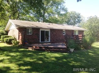 107 James Dr, Troy, IL