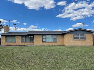 810 Country Club Rd, Borger, TX 79007