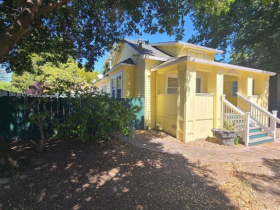 2nd image of 105 Coombs Street