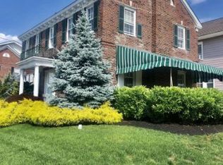 101 S Rumson Ave, Margate, NJ 08402