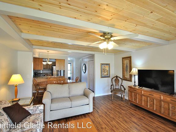 3rd image of 68 Wilshire Heights Dr