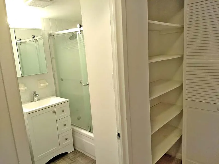 745 Delaware Ave SW #2 — Photo 12