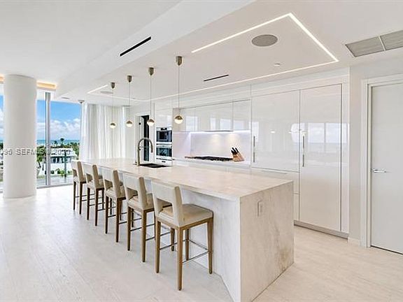 5th image of 1 Collins Ave #Cu-606