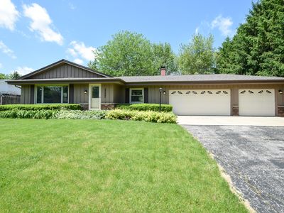 25604 W Loomis Rd, Wind Lake, WI, 53185