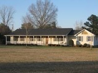1606 Bakers Ferry Rd, Elberton, GA 30635