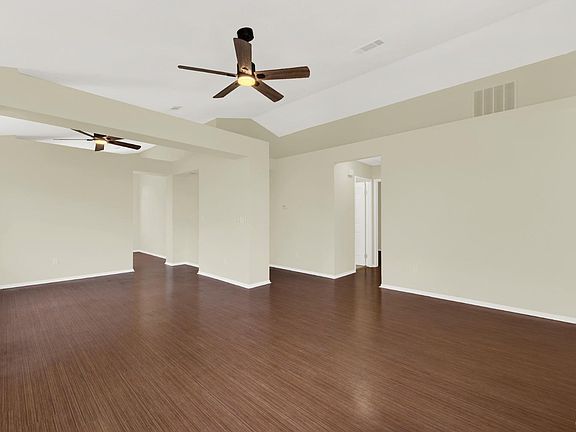 4th image of 360 Hibiscus Lane