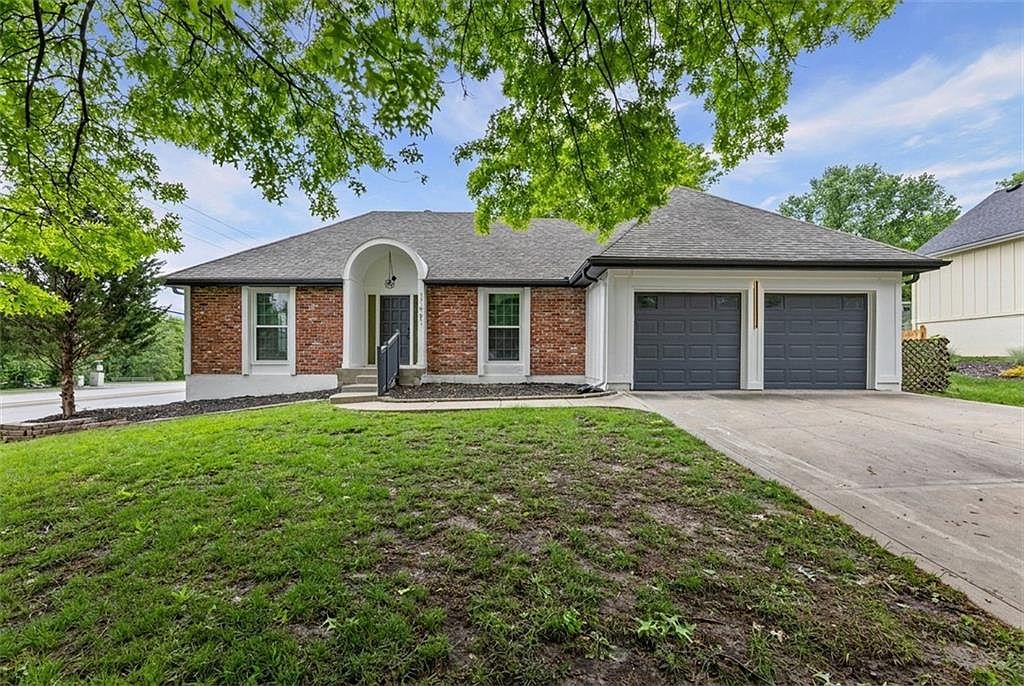 11901 W 100th St, Lenexa, KS 66215 | Zillow