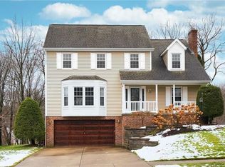 207 Kenrich Dr, Coraopolis, PA
