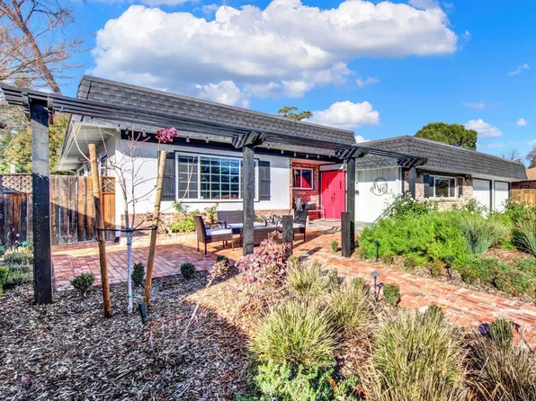 360 Magnolia Avenue, Vacaville, CA 95688