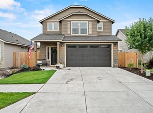 3055 NW Dogwood Ave, Redmond, OR 97756