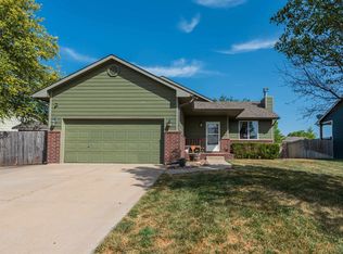 1339 E Village Estates Dr, Wichita, KS 67219