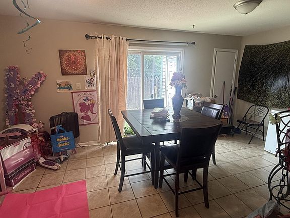3rd image of 2374 Winston Way