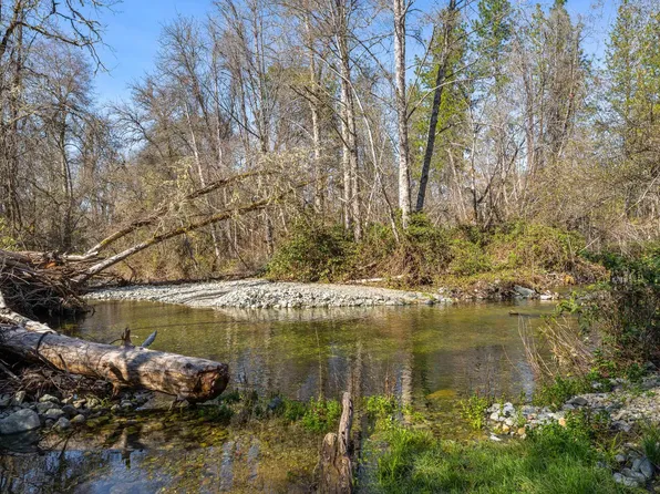 5812 Donaldson Rd, Grants Pass, OR 97526