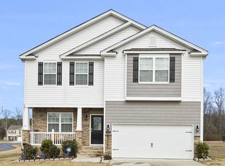 214 Young Farm Dr, Lillington, NC 27546