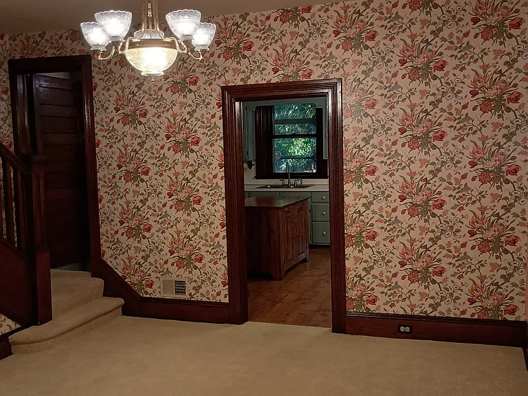 Dining room (1st floor)