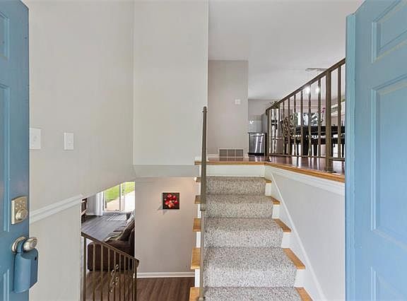 5th image of 1344 Glenstone Dr