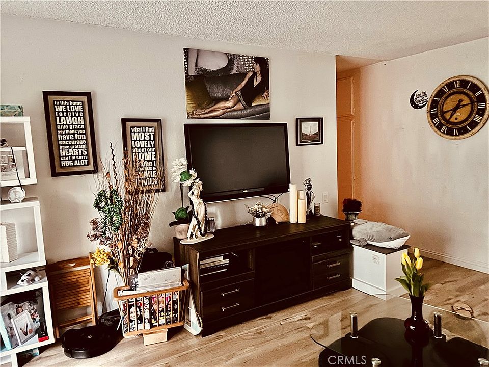 Leisure World Laguna Woods Village 2233 Via Puerta Laguna Woods CA