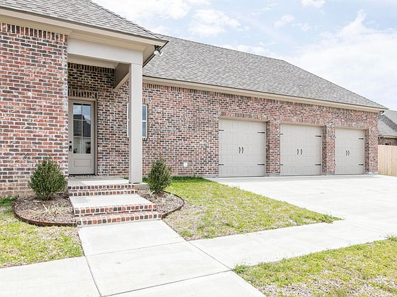 3rd image of 111 Tiger Ct
