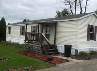 129 51 Manor Trailer Park Rd, Belle Vernon, PA 15012