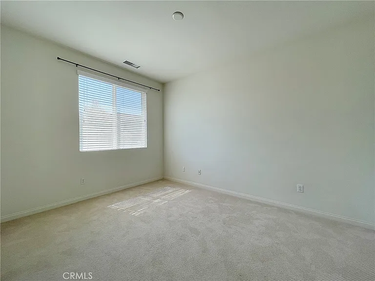 417 W Bagnall St — Photo 28