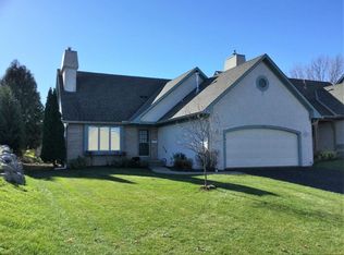 661 1st St E, Waconia, MN 55387