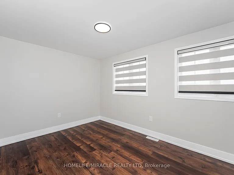 340 Dunsmore Ln — Photo 21