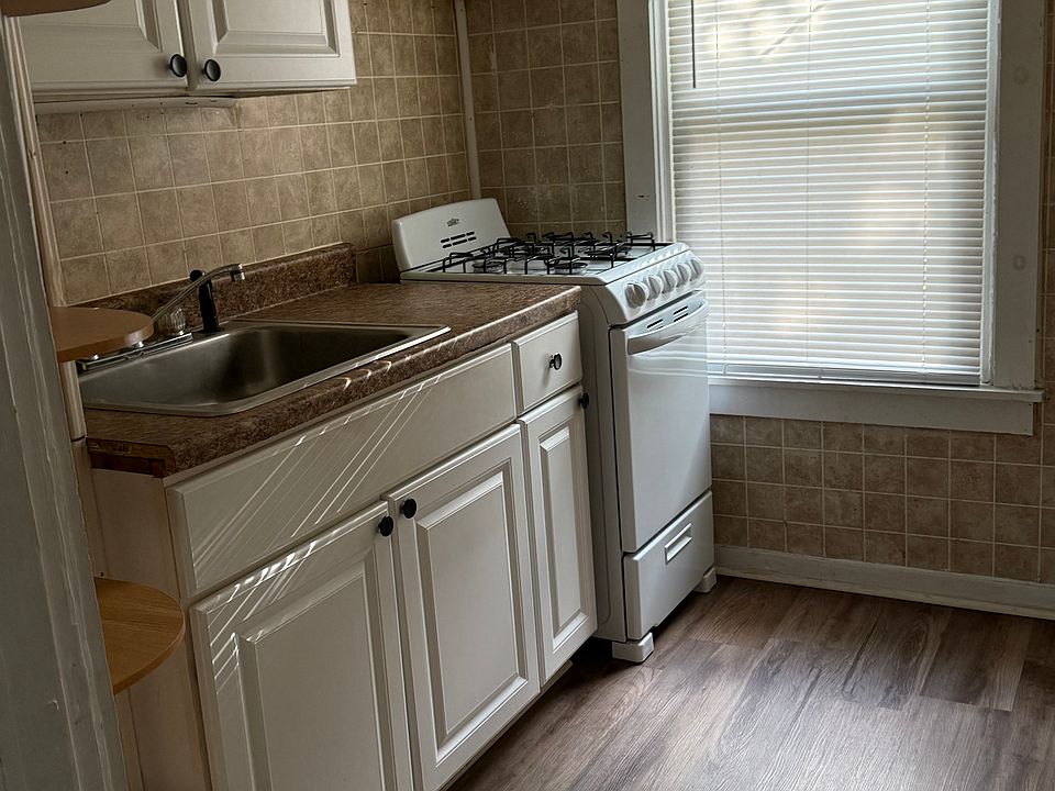 2nd image of 827 County St APT 2