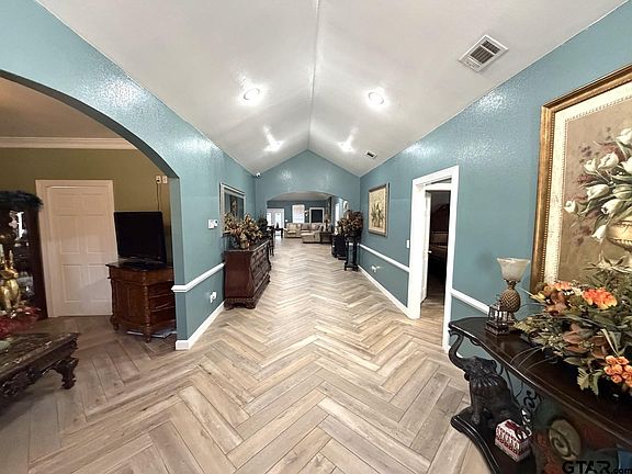 3rd image of 2122 Garden Valley Rd