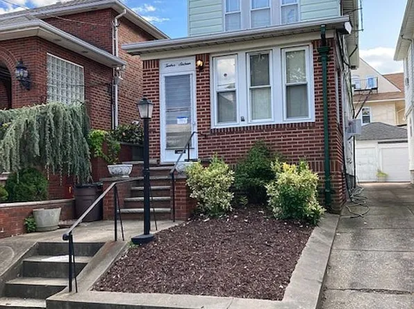 1216 84th St, Brooklyn, NY 11228