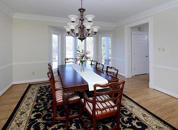 5th image of 13210 Thornhill Dr