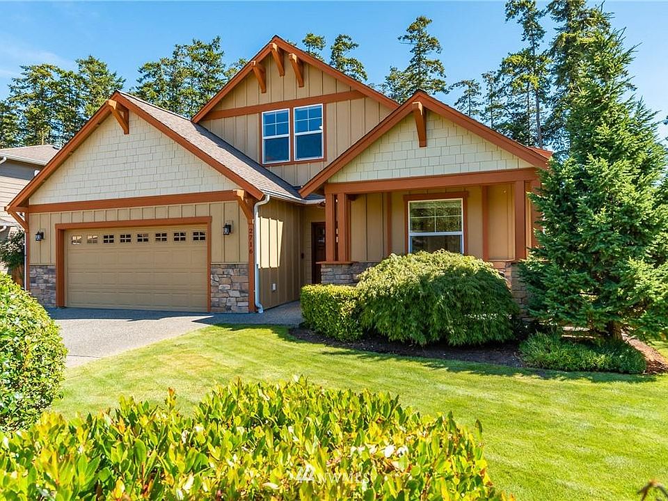 1st image of 2716 SW Fairway Point Dr