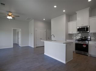 3113 Scissortail Way, Yukon, OK 73099