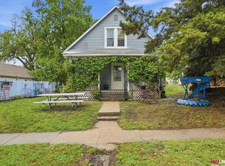 1325 N 21st St, Lincoln, NE 68503