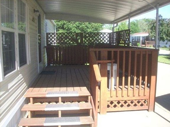 5th image of 2660 Stoneyridge Dr