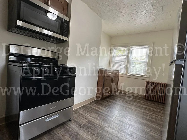 Sterling Square Townhomes — Photo 71