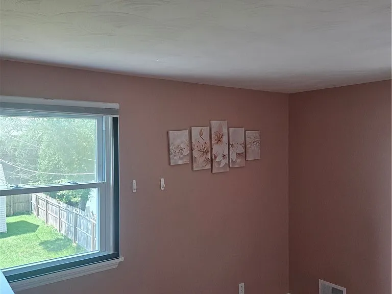 131 David Ave — Photo 34
